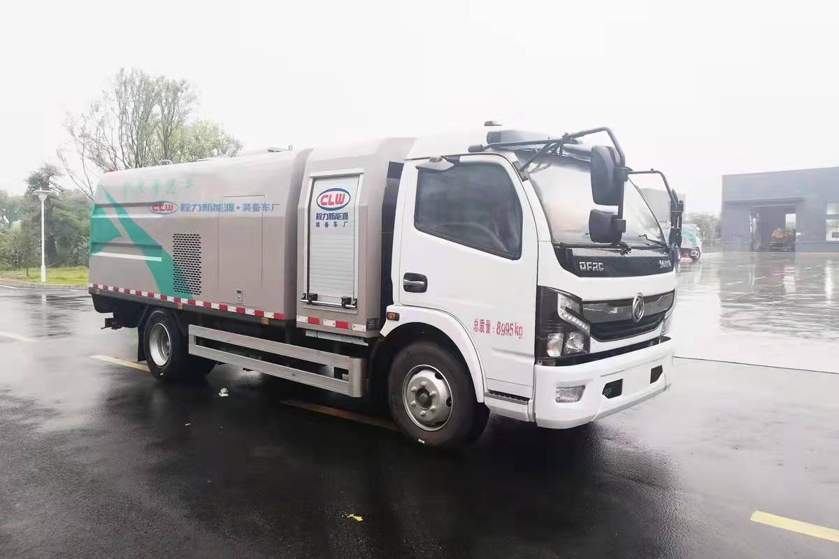 東風凱普特純電動護欄清洗車